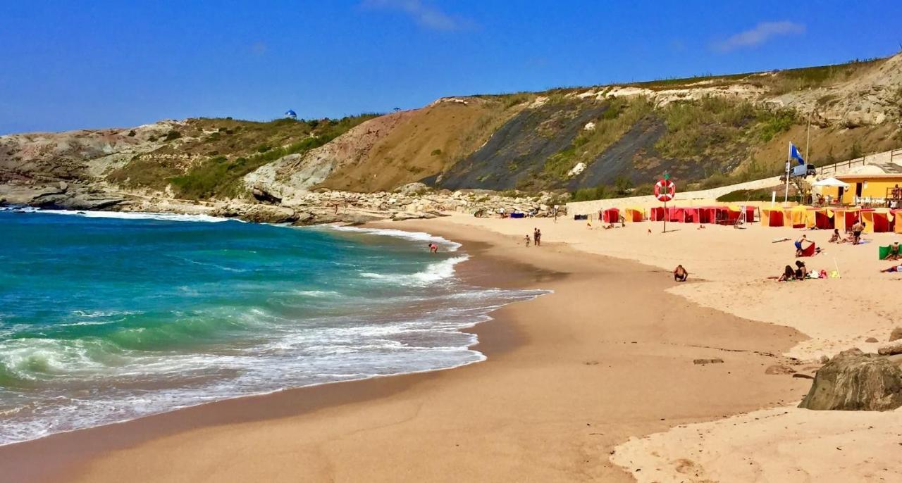 The Whale Beach House Atouguia Da Baleia Dış mekan fotoğraf